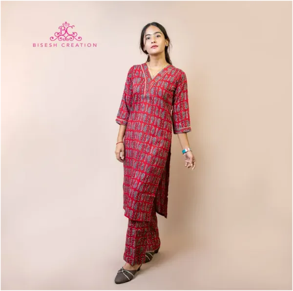 Bisesh Creation Maroon V-Neck Floral Printed Straight Kurta Pant Co-ord Set For Women